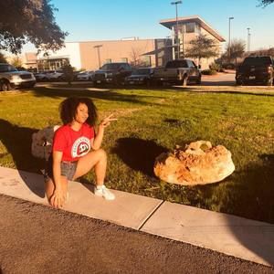 Meet your Posher, Gabrielle